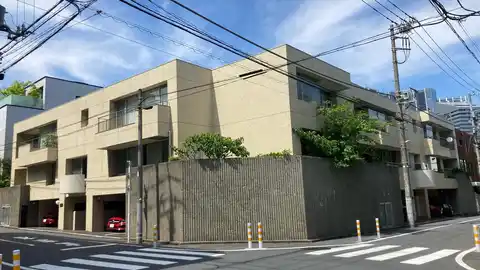 イースタンホームズ南平台
