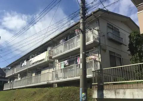ホワイトサンプラザ