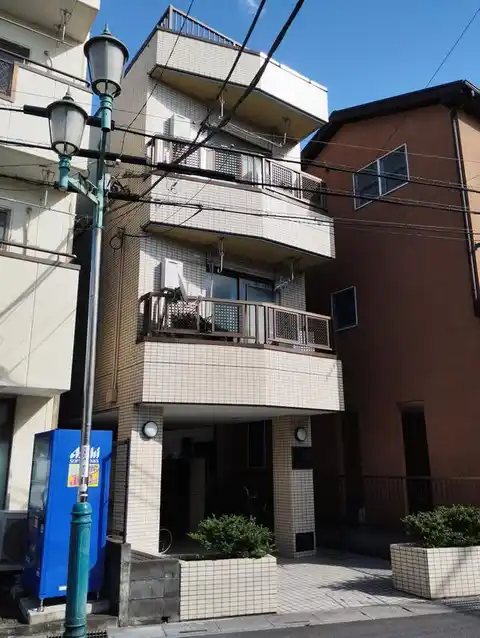 ベネス・ベルファー