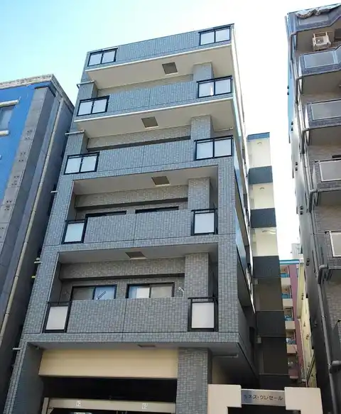 ルネス・クレセール
