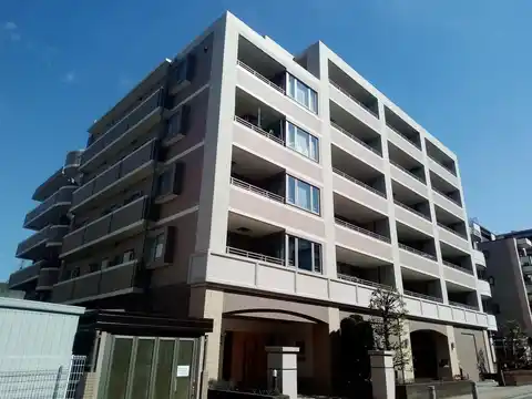 ロイヤルシャトー仲町台