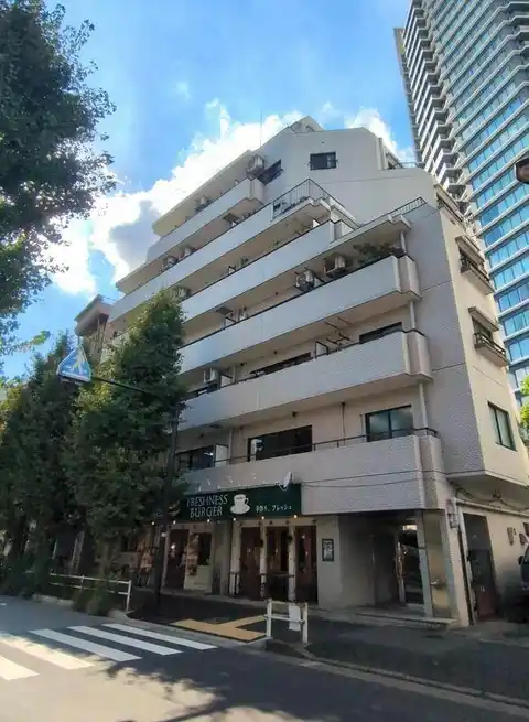 シャンボール新宿