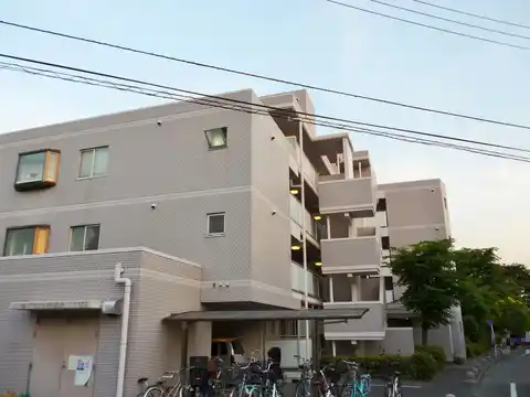 プラザホワイトB