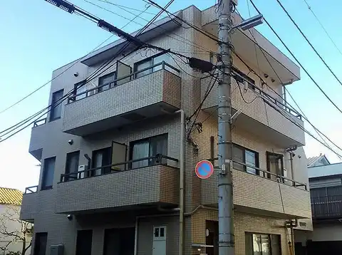 フラットフルヤ