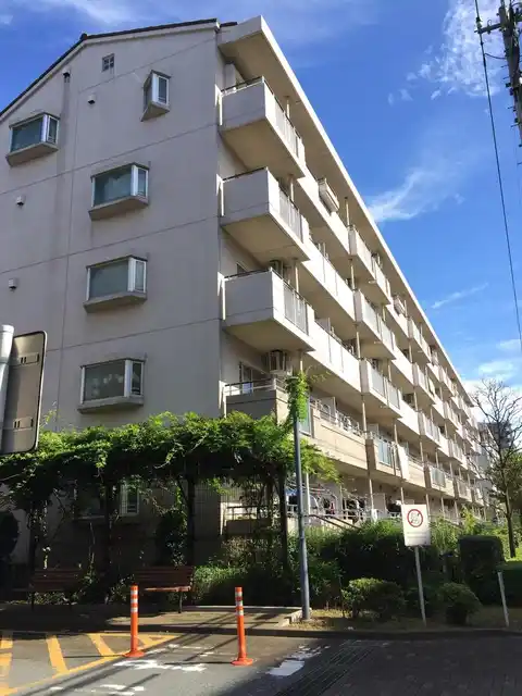 コンフォール大宮植竹 5号棟
