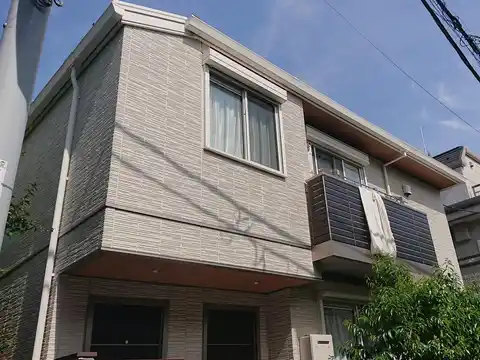 ビラ.ゼームス