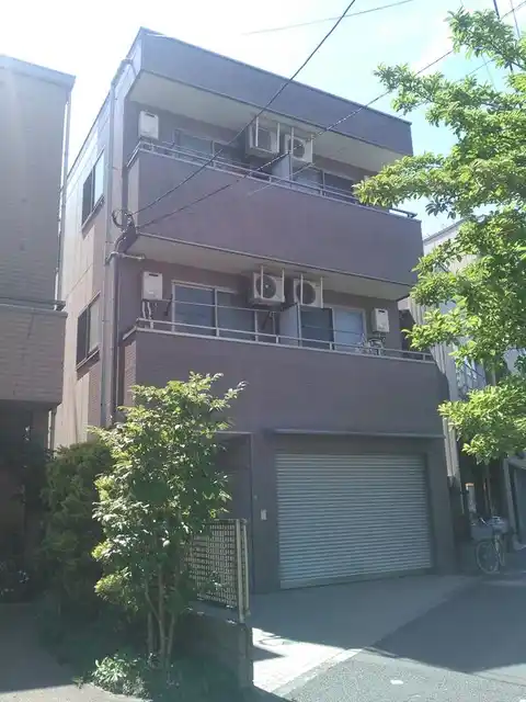 イーストサン