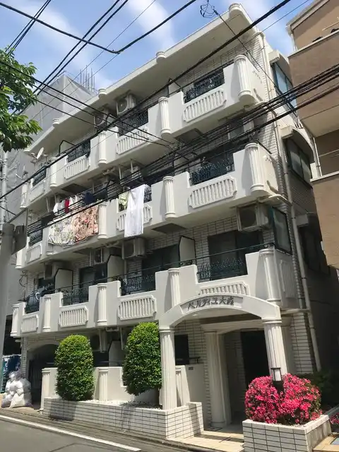 ベルサイユ大森