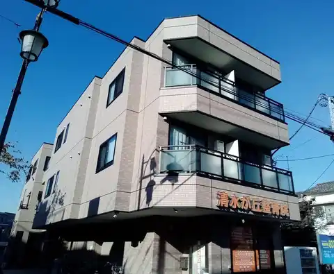 グローリアK