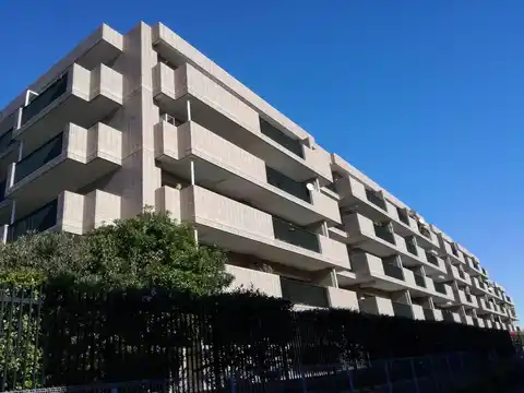 ヒルズ・アクレイム三ツ池公園