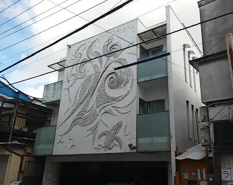 アクアアートビル