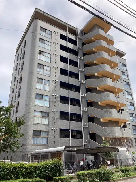 ラトゥールレジュモー