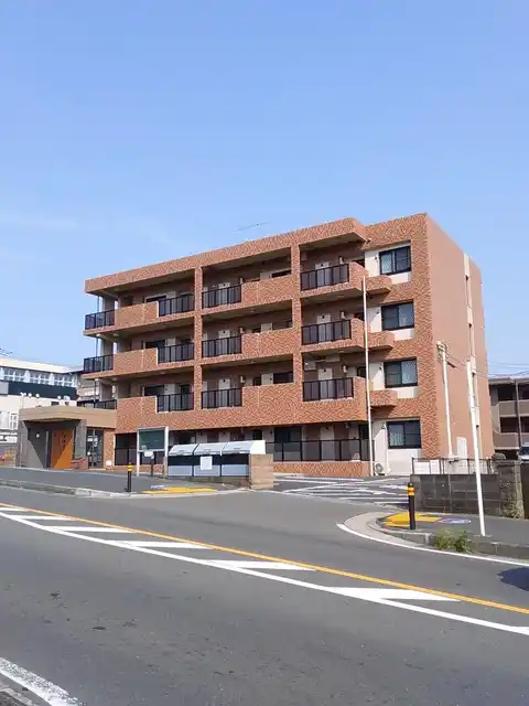 ミドル・ビレッジ