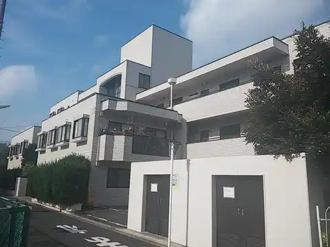 ロイヤル141