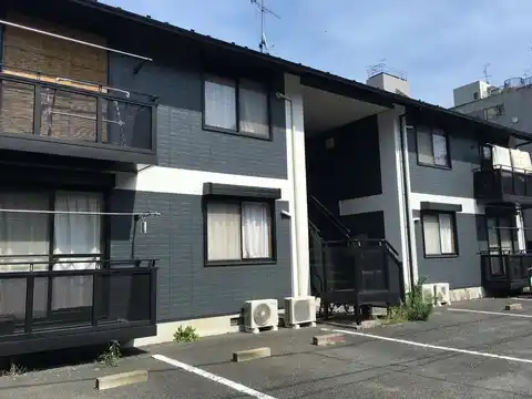 メゾンクォーレ