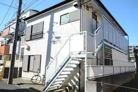 ルミネハイツ