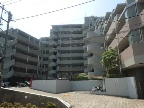 ライオンズマンション湘南台ガーデンシティ