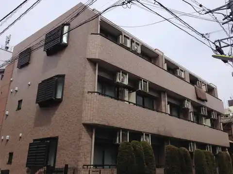 コスモクレスト