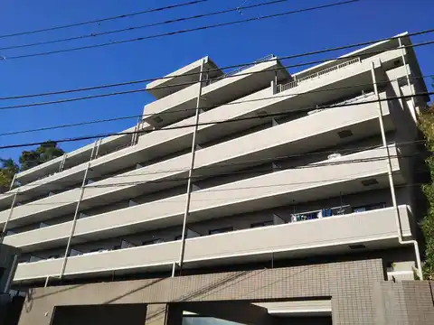 グランデマール鶴見