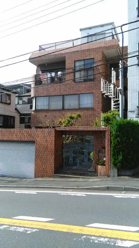 布施マンション
