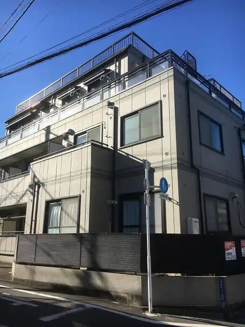 ロイヤルプラザ