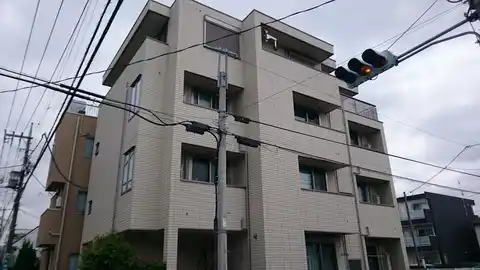 Flora Hills