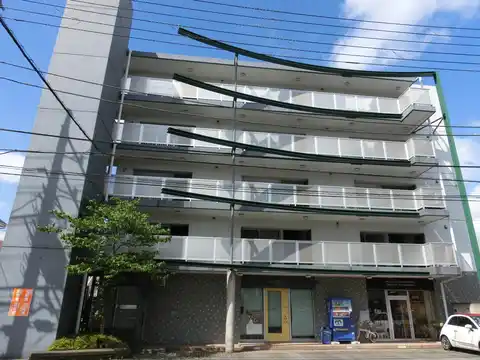 イーストコート1号館