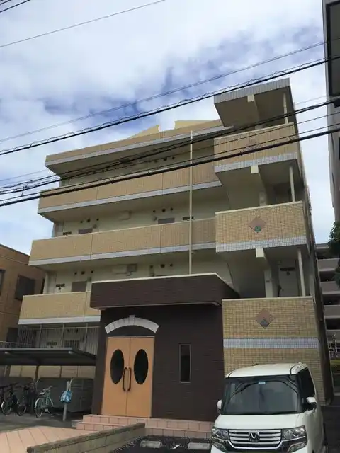 ヒルズオカモト3