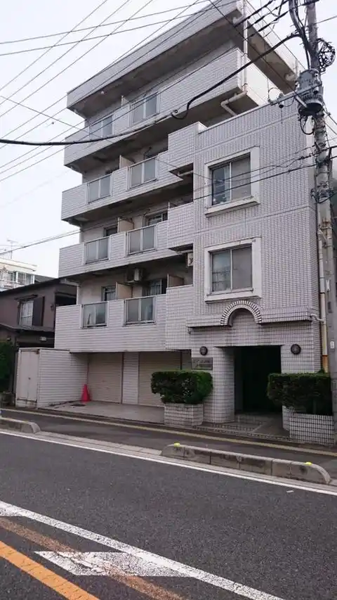 エマーユ蒼龍戸田公園