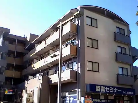 ESTRENOエストレーノ