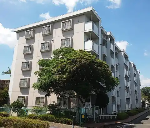 県公社厚木リバーハイツ1号棟