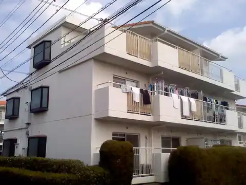 ロイヤルタウン西成瀬14号棟