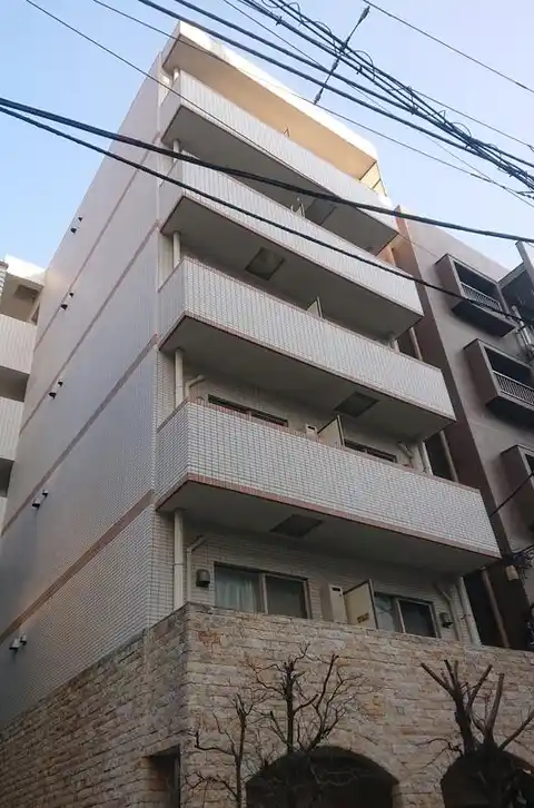 ルミエール板橋区役所前