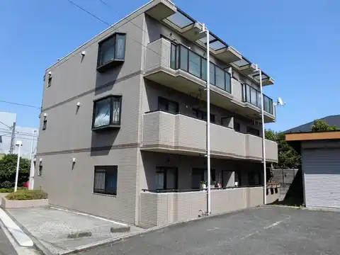フレール石井