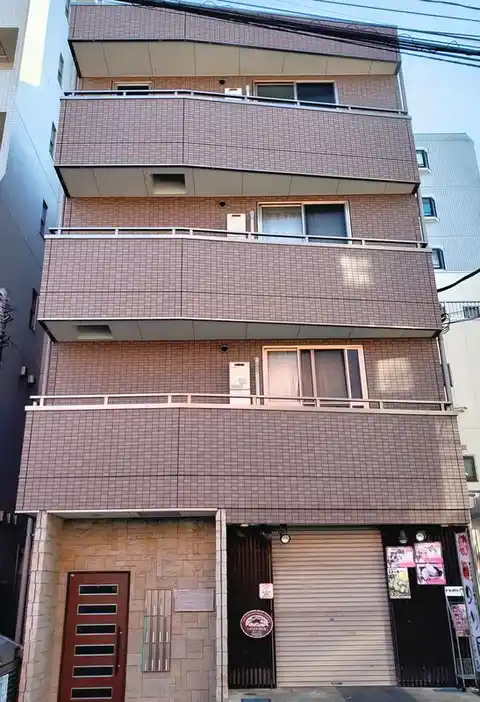 クリスタルステーション