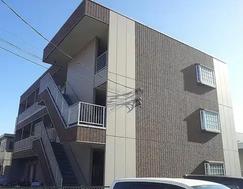 アンプルールフェール東浅川