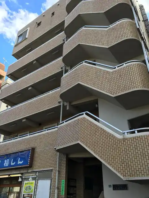 メゾンエスポアール