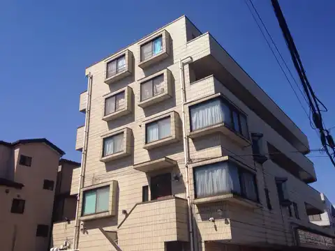 ファーストハイツカドヤ