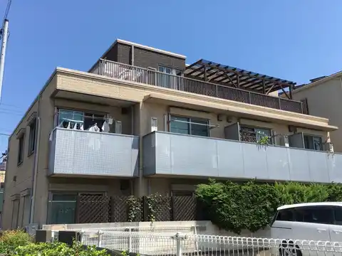 シャーメゾン シエスタ