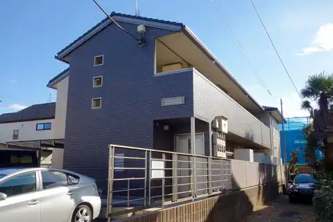 エルメゾンアクバ