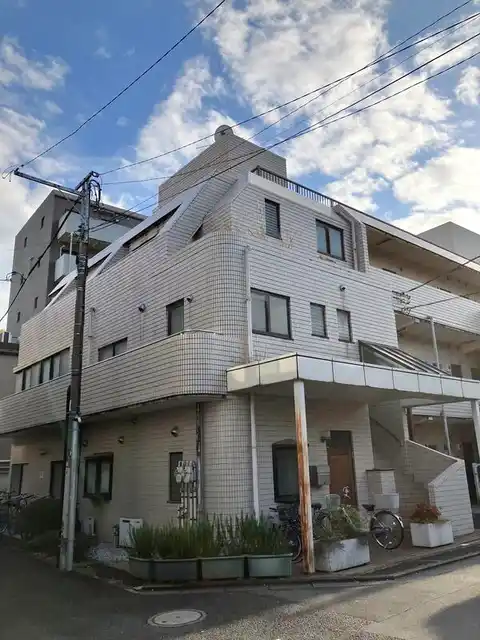 ミ・アルカサル