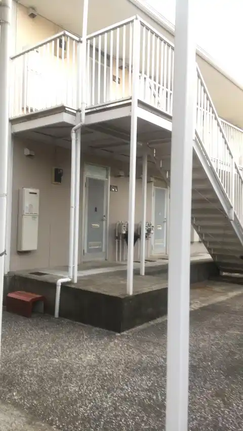 クレセント君塚B棟