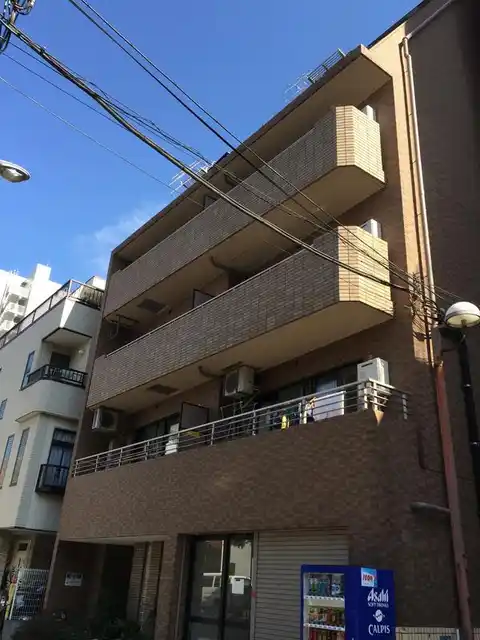 ラフィーネカワムラ