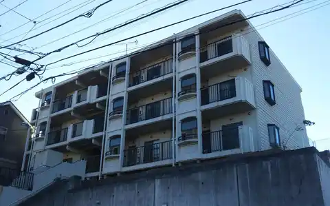 グリーンピア青葉台2号棟