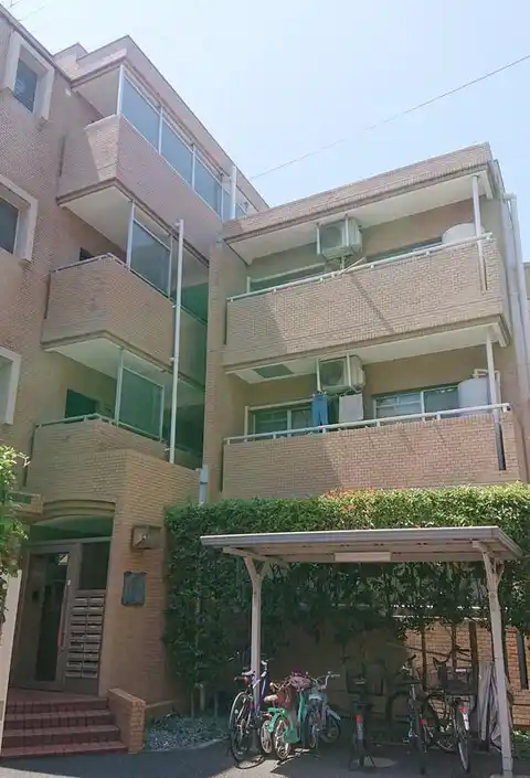 どみしるまーさ西館
