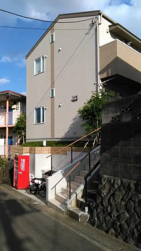 カレッジハイツ