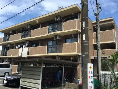 ギャザーコートファースト
