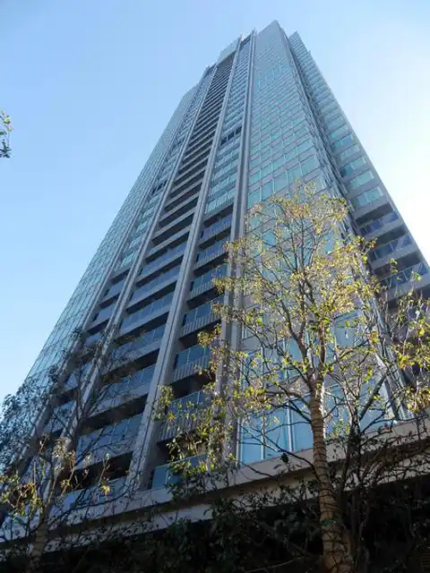 THE ROPPONGI TOKYO