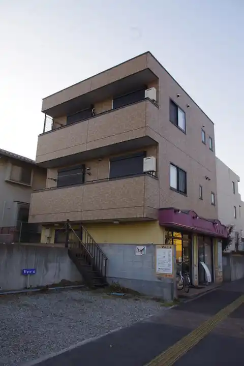 いしいびる