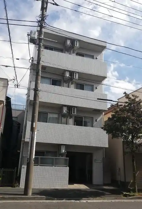 ポルタヴェルデ